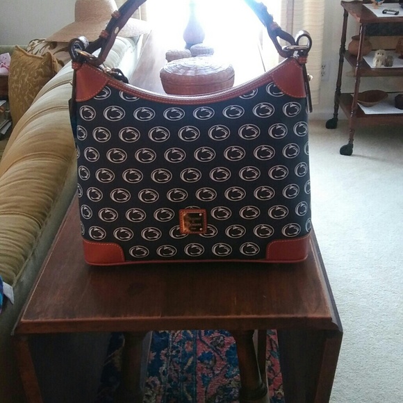 SOLD authentic Dooney & Bourke - Picture 3 of 3
